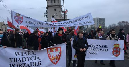 Marsz Niepodległości. Poseł Konfederacji o Kościele. "Będziemy was usuwać"