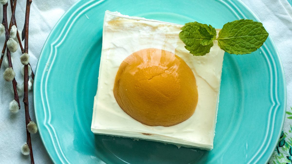 "Jajko sadzone" - ciasto na Wielkanoc