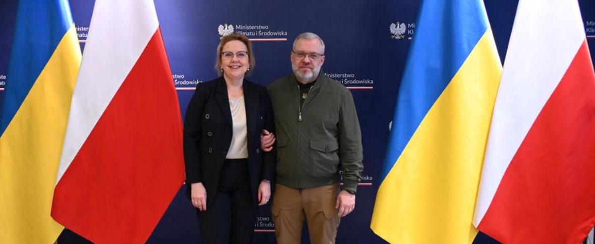 Міністерка клімату і навколишнього середовища Польщі Анна Москва з міністром енергетики України Германом Галущенком