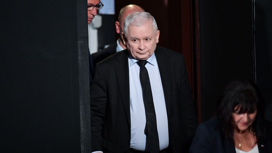 Siedlce, 21.09.2022. Prezes PiS Jarosław Kaczyński podczas spotkania z mieszkańcami Siedlec, w ramach objazdu po kraju i spotkań z wyborcami, 21 bm. (ad) PAP/Przemysław Piątkowski