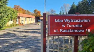 Toruń: Podwyżka w Izbie. Drożej niż w hotelu, bo pobyt tu to także kara