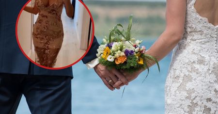 Taką kreację wybrała na ślub. Internauci nie zostawili na niej suchej nitki