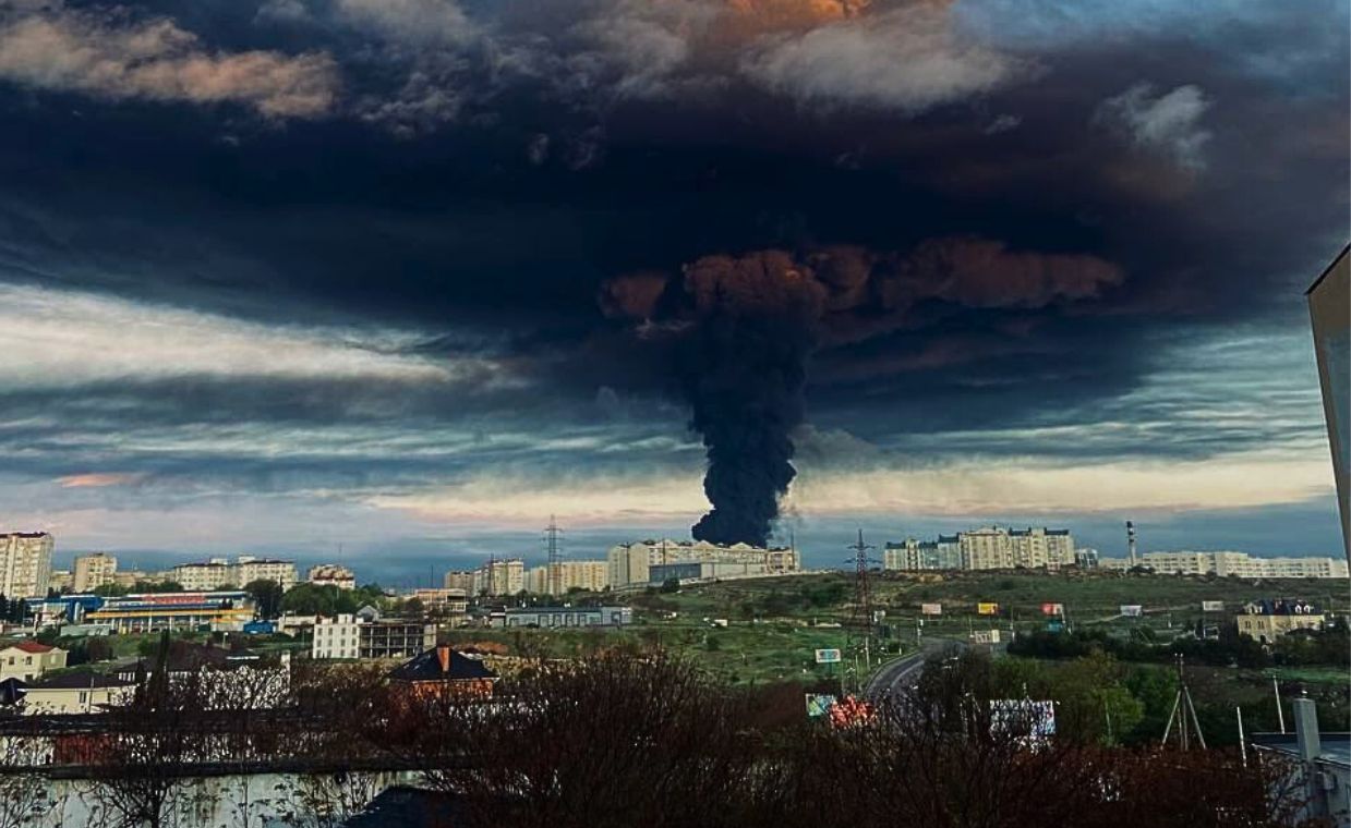 Attack on a Russian refinery in occupied Crimea