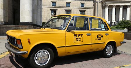 Duży fiat ma urodziny. Jak dużo wiesz o królu polskich dróg?