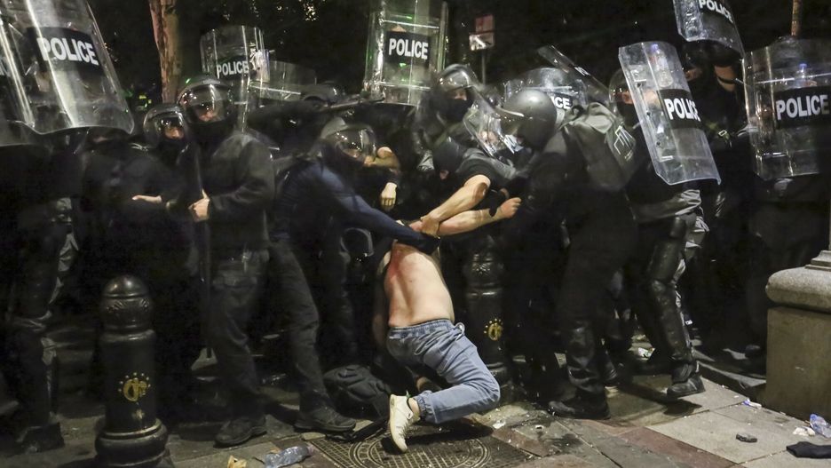 Protesty w Tbilisi