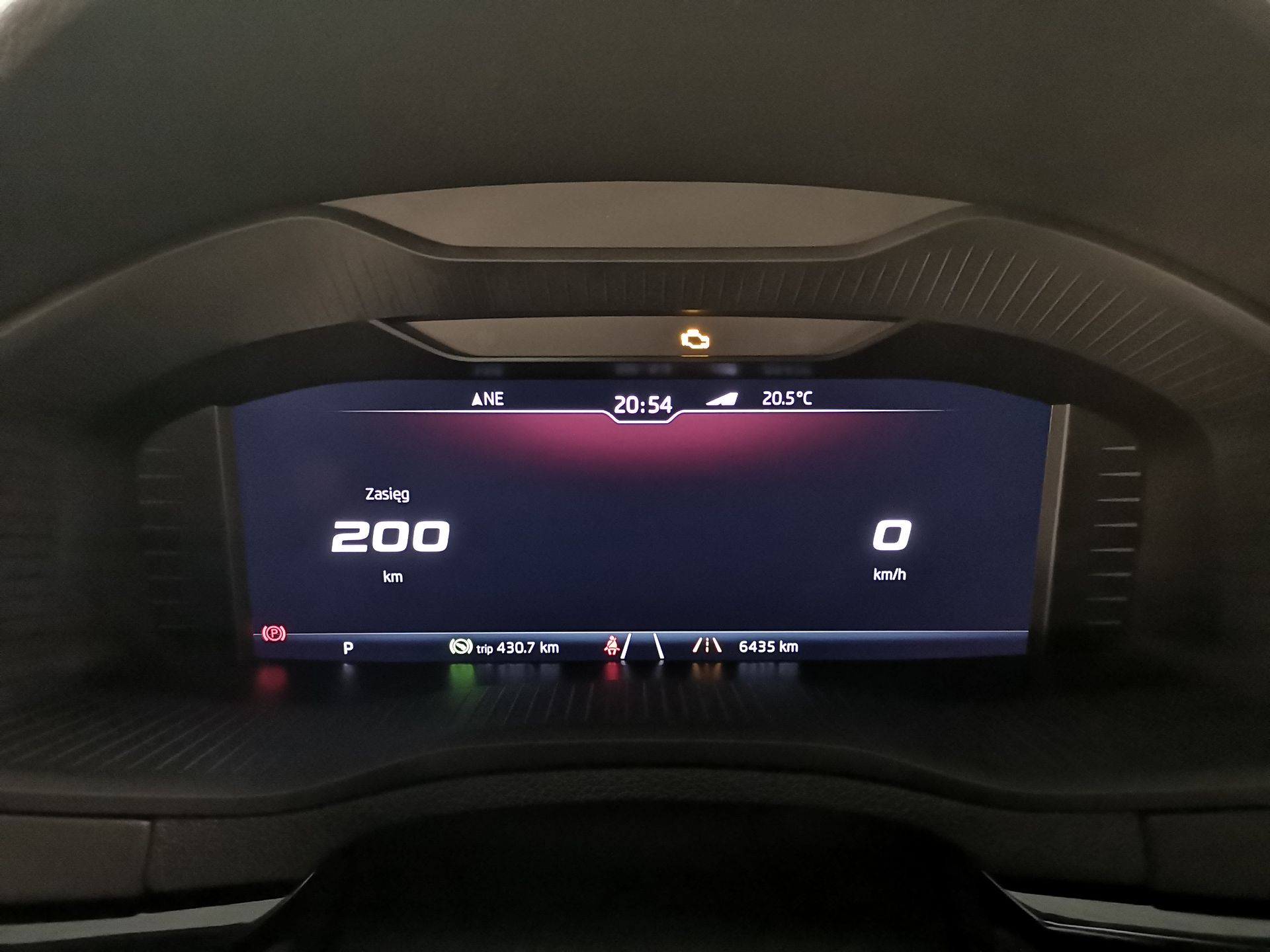 Skoda Karoq: Adaptacyjne zawieszenie, audio Canton i (prawie) zdalny dostęp do auta 6