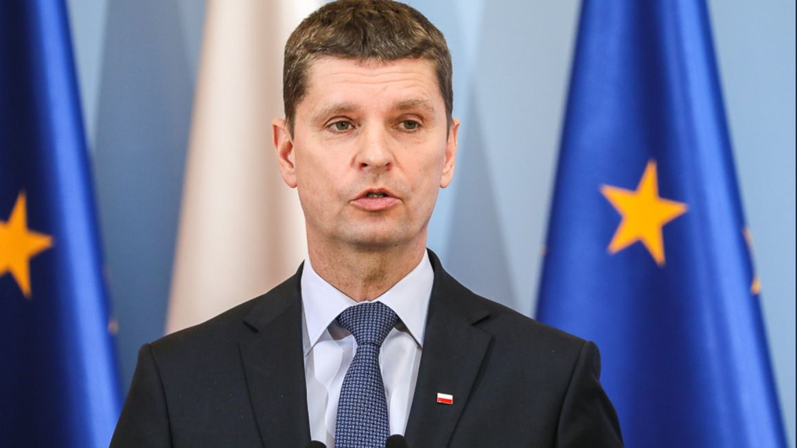 Minister Dariusz Piontkowski przekonuje, że maturzyści skorzystają na przesunięciu terminu matur
