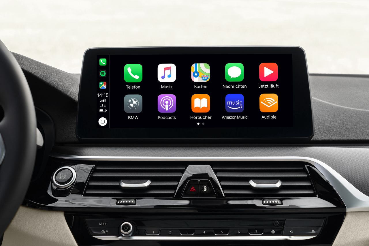 Apple CarPlay