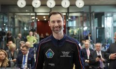 Musk zapowiada wycofanie Dragonów. Polak poleci na ISS?