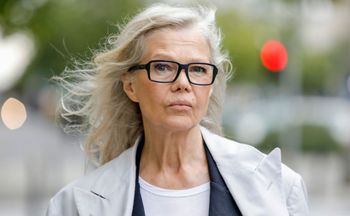 Ujawnia, co zgotował jej dziadek. "Błagałam, żeby tego nie zrobił"