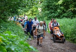 Sudety są dla wszystkich. Powstały mapy górskich wycieczek dla osób z niepełnosprawnościami