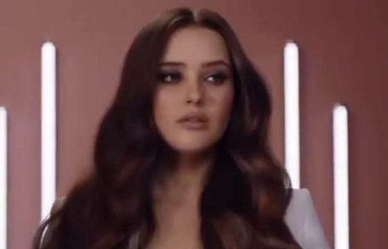 Gwiazda serialu "13 powodów" ambasadorką L’Oréal Paris