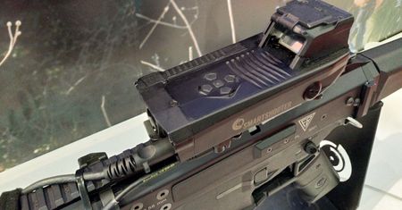 Każdy żołnierz US Army będzie łowcą dronów. USA kupują system SMASH 2000L/3000