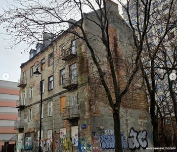 Warszawa: To relikt. Od fabryki wód mineralnych do pustych murów. Niepozorna kamienica ma niemal 100 lat