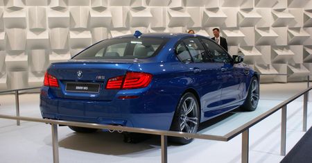 BMW 1er (F20) i M5 (F10) rządzą we Frankfurcie [wideo]