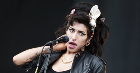 Amy Winehouse skończyłaby dziś 37 lat. Wiadomo, co powiedziała przed śmiercią ochroniarzowi