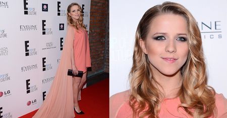 Jessica Mercedes w... pelerynie! (FOTO)