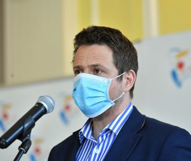 Odmrażanie gospodarki nie pomaga. Wpływy z PIT 2019 znacznie niższe niż przed rokiem. Rafał Trzaskowski alarmuje