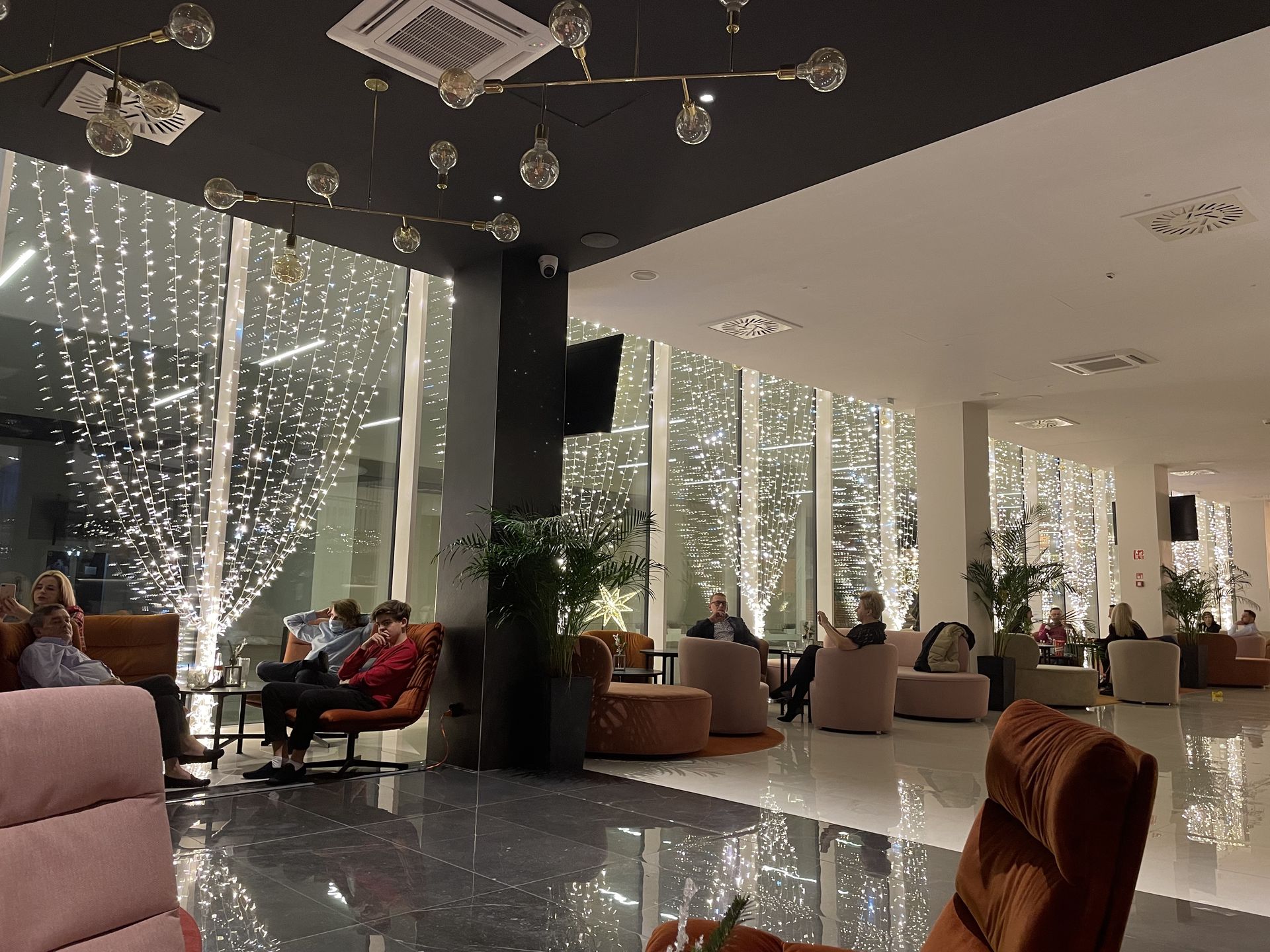 Tak wygląda wnętrze hotelu