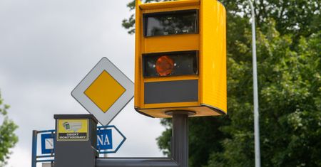 Rząd kupuje 500 fotoradarów. Setka stanie w nowych lokalizacjach