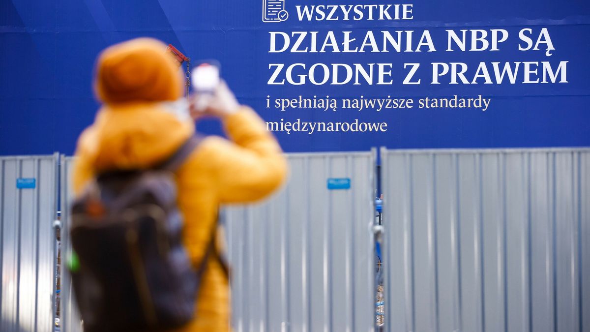 NBP stał się złotą przechowalnią dla działaczy PiS