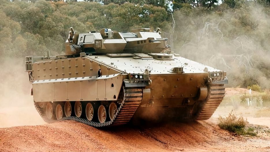 Bojowy wóz piechoty AS-21 Redback