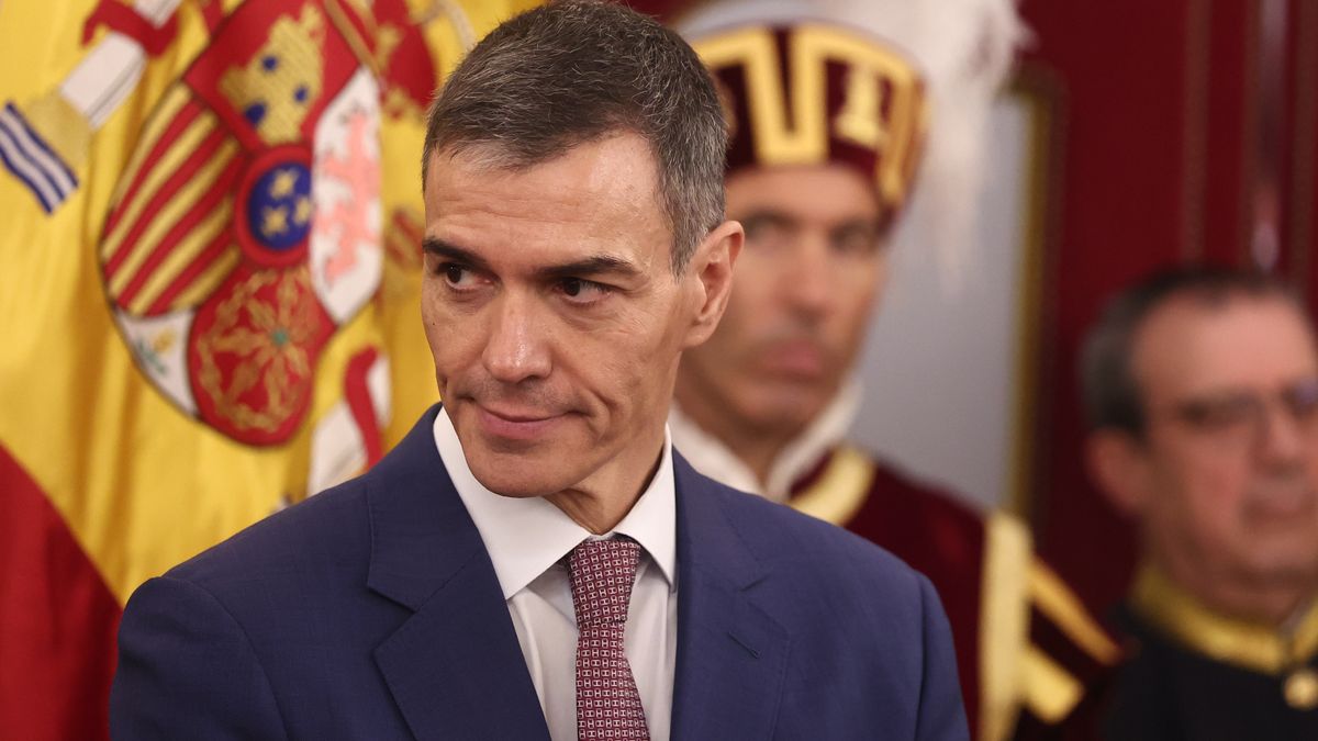 SPAIN - DECEMBER 06: The President of the Government, Pedro Sanchez, during the institutional act for the Constitution Day, at the Congress of Deputies, on December 6, 2025, in Madrid, Spain. The Cortes Generales commemorate the 47th anniversary of the approval of the Constitution with an institutional act in the Salon de Pasos Perdidos. The event has been marked by the intense political and judicial situation of the moment, including the conviction of the former Attorney General and the imprisonment of the former Minister of Transport and his former advisor. (Photo By Eduardo Parra/Europa Press via Getty Images)