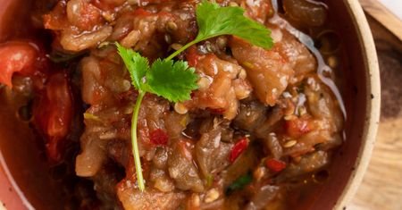 Pasta z bakłażana i pomidora