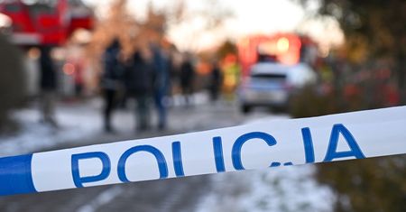 Znaleziono zwłoki z ranami kłutymi. Syn ofiary zatrzymany