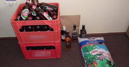 Chodel: Włamali się do stacji benzynowej. Ukradli alkohol, papierosy i… worek ziemi