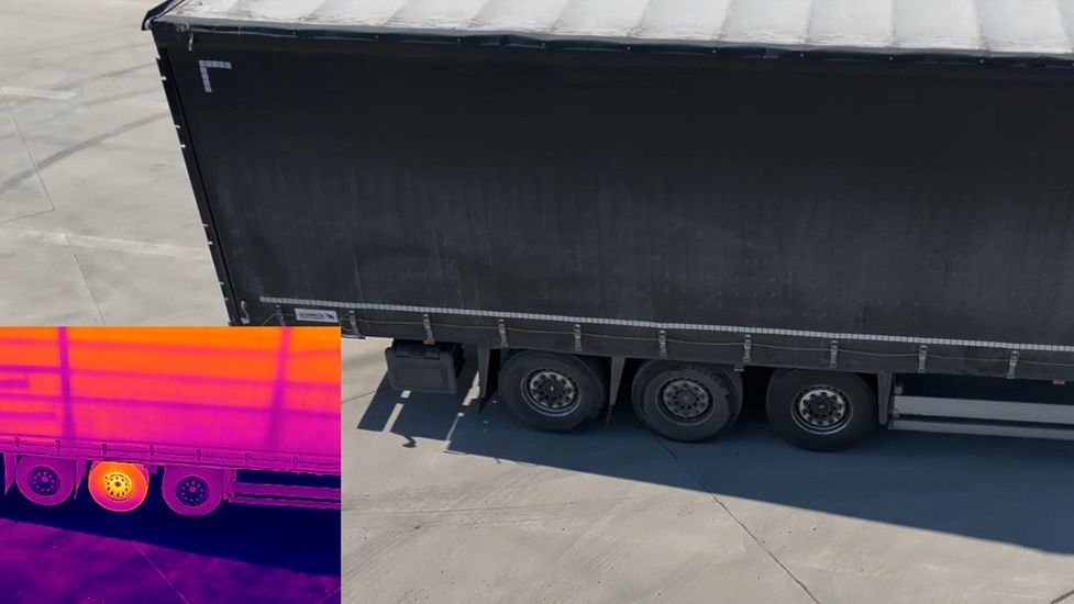 Obraz z kamery termowizyjnej