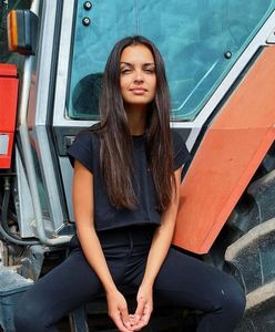 Została z problemami. Przestrzega teraz innych