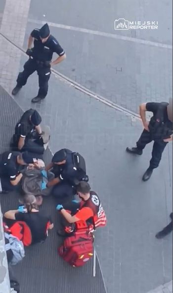 Warszawa: Agresywny mężczyzna zaczepiał ludzi w Złotych Tarasach