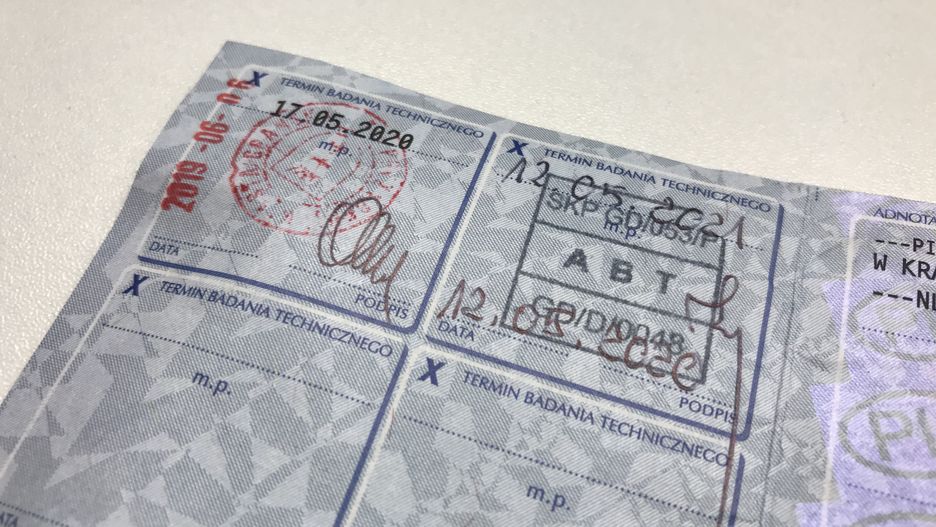 Pieczątki w dowodzie rejestracyjny 