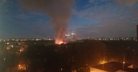 Potężny pożar. Kłęby czarnego dymu nad Moskwą