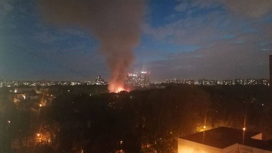 Potężny pożar. Kłęby czarnego dymu nad Moskwą