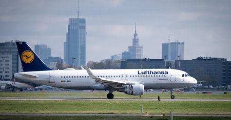 Lufthansa strajkuje. Odwołano rejsy do i z Warszawy