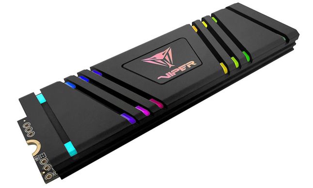 Patriot Viper VPR400 RGB 1 TB front&nbsp;
