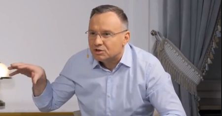 Fala memów z prezydentem Dudą zalała sieć. Oto najlepsze