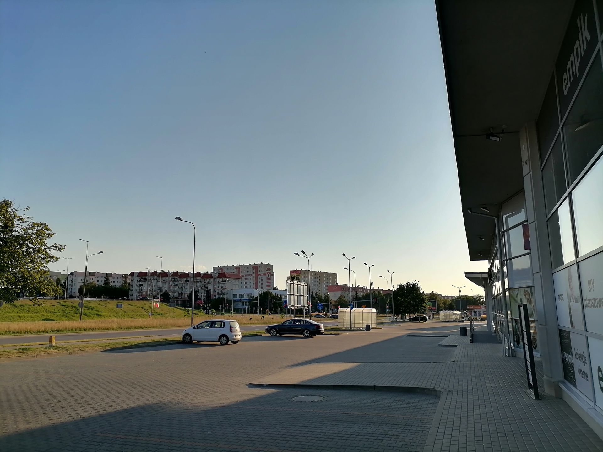 Huawei P40 lite E: test taniego chińczyka bez aplikacji Google 14