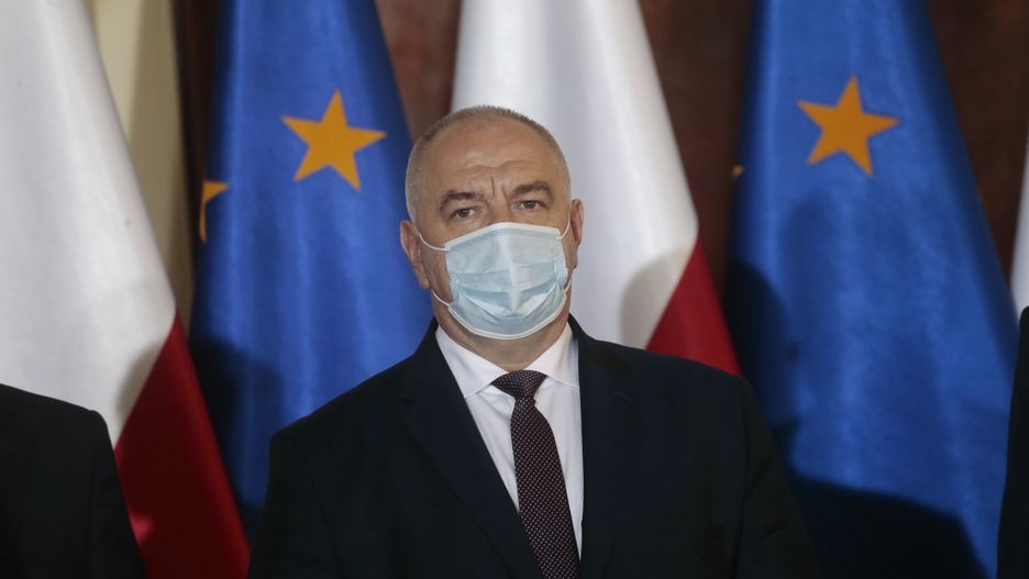 Koronawirus w Polsce. Lekarz zareagował na słowa Jacka Sasina. Wicepremier odpowiedział