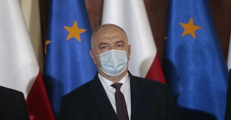 Koronawirus w Polsce. Lekarz zareagował na słowa Jacka Sasina. Wicepremier odpowiedział