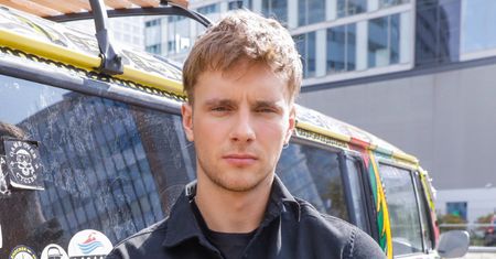 Maciej Musiał chwali się wyrzeźbioną KLATĄ. Internauci nie kryją zachwytu: "OGIEŃ" (FOTO)