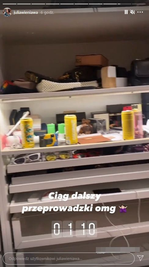 Julia Wieniawa relacjonuje przeprowadzkę do nowego mieszkania na Żoliborzu