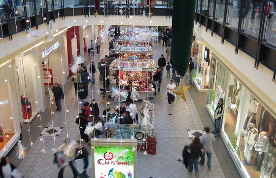 W Warszawie siła nabywcza nawet trzykrotnie wyższa niż w najbiedniejszym polskim powiecie. Rozwarstwienie się pogłębia