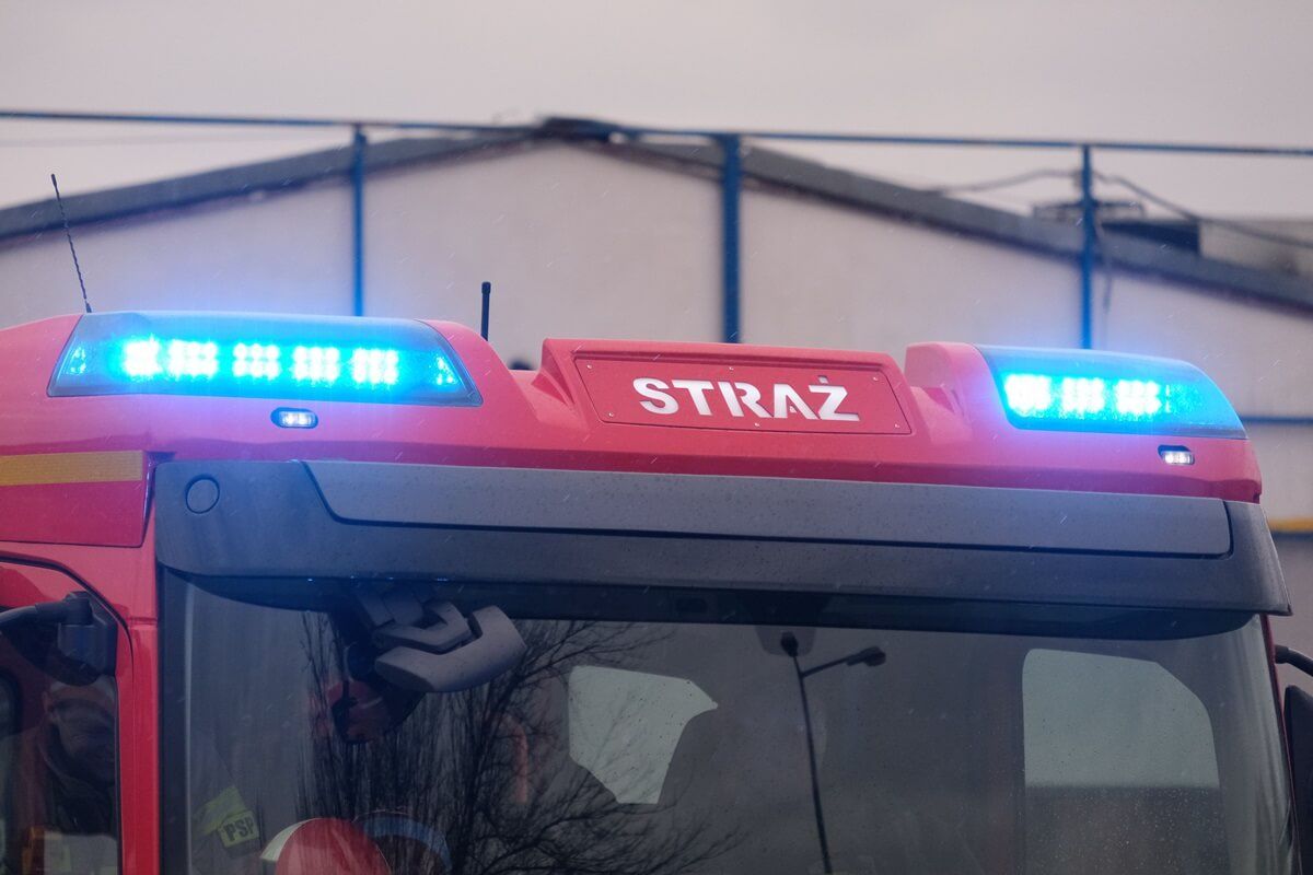 Wóz straży pożarnej na sygnale