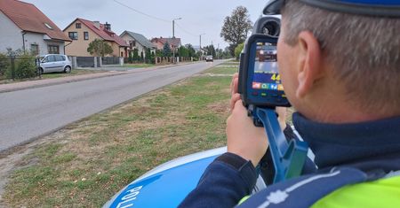 Lubelskie: Na drogach trwają akcje Brawura, Pieszy i Prędkość