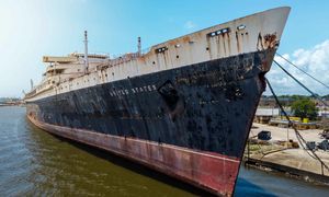 Prawdziwy gigant. Wkrótce zniknie pod powierzchnią wody