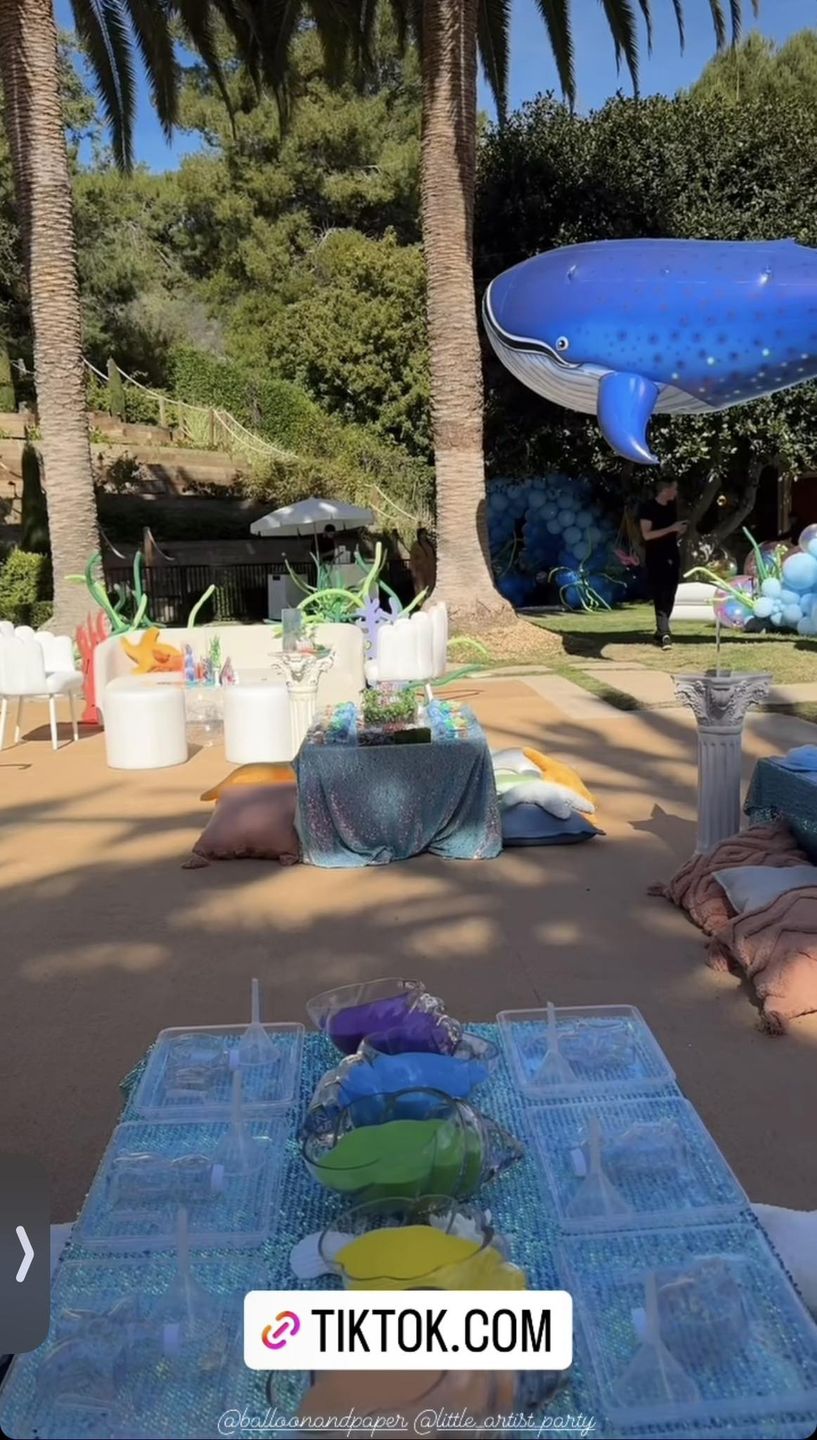 Huczne urodziny synka Paris Hilton