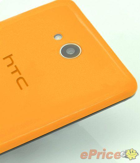Niedrogi, ośmiordzeniowy HTC Desire w pozytywnych kolorach